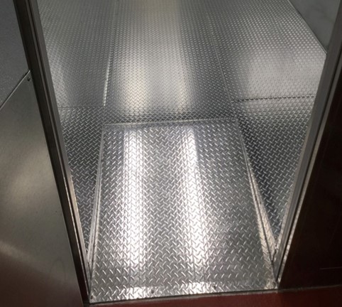 Metal insulated floor with diamond tred